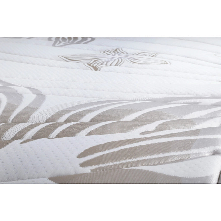 Cama Europea Art 4 King + Muebles Issey Rosen
